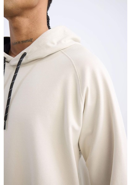 Fit Standart Fit Kapüşonlu Sporcu Sweatshirt D6827AX24AU