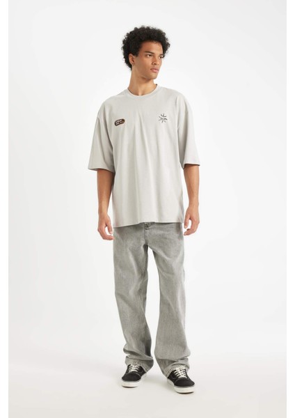%100 Pamuk Loose Fit Bisiklet Yaka Sırt Baskılı Kısa Kollu Tişört B8950AX24AU