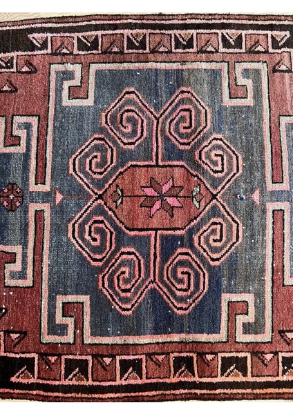 96X165 cm El Dokuma Çiftlik Evi Stili Antik Uşak Kilimi Küçük Boy Nostaljik Kilim fırsatları
