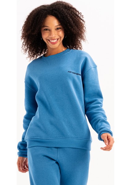 Bisiklet Yaka Nakışlı Şardonlu Içi Polarlı Mavi Kadın Sweatshirt - Rigil