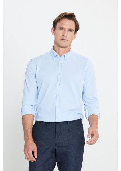 Pamuklu Örme Slim Fit Dar Kesim Düğmeli Yaka Gömlek