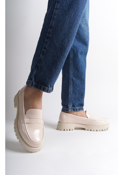 Trak Tabanlı Kadın Loafer