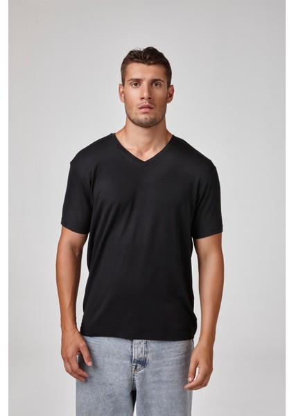 Erkek Kısa Kollu V Yaka T-Shirt
