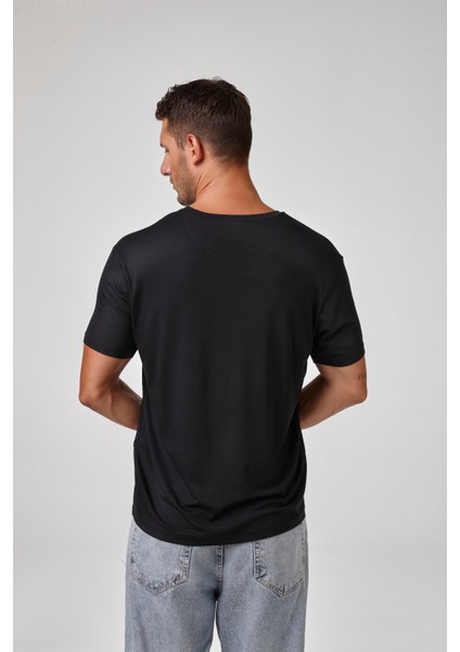 Erkek Kısa Kollu V Yaka T-Shirt fiyatları