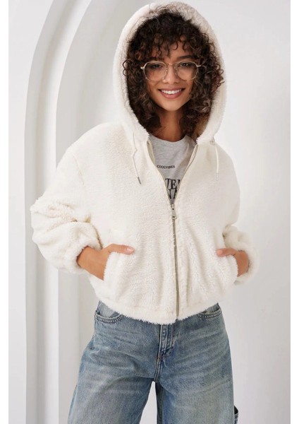 Kadın Ekru Fermuarlı Kapüşonlu Astarlı Peluş Crop Ceket HZL25W-BD151931