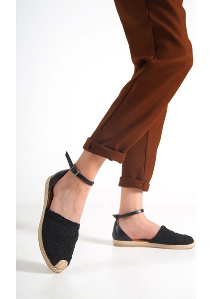 Dustin Siyah Örgülü Sandalet