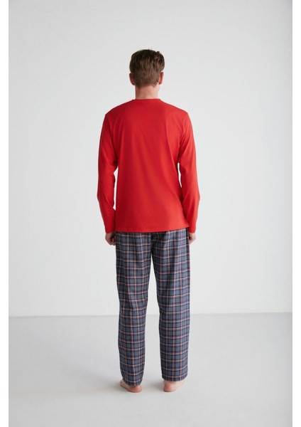- Erkek Kırmızı Yuvarlak Yaka Pijama Takımı 024K.Z1E8TA.7GR5P1 modelleri
