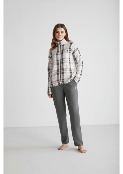 Kadın Gri Polarlı Pijama Takımı 024K.1ZE6TA9G.R.P61