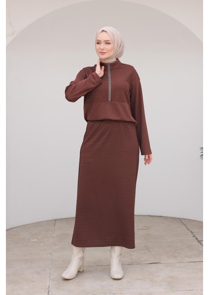 Yarım Fermuarlı Etekli Ikili Takım Kahverengi 24KT642 fırsatları