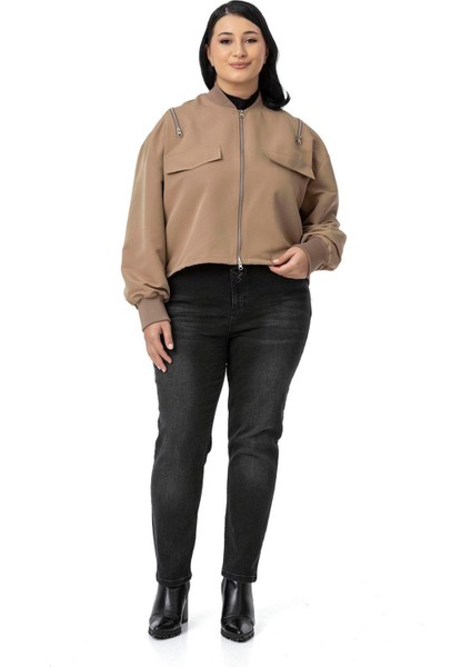 Büyük Beden Yakası ve Kol Ağzı Ribanalı Fermuar Detaylı Siyah Bomber Ceket indirimleri