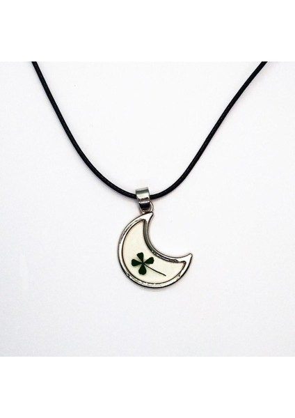 Canlı Çiçek Beyaz Yonca Suni Deri Ipli Hediyelik Kolye