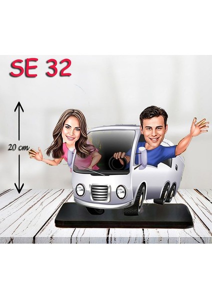 Kişiye Özel Ahşap Biblo - Otobüs Kullanan Çift