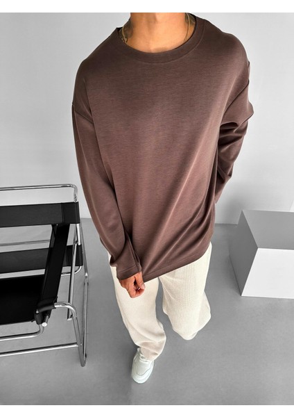 Erkek Oversize Basic Uzun Kollu Sweatshirt Kahverengi fiyatları