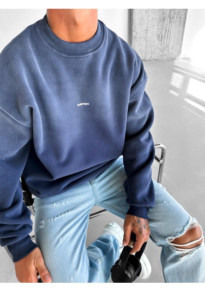 Erkek Rahat Kalıp Baskılı Yuvarlak Yaka Sweatshirt Mavi