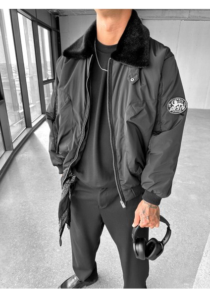 Erkek Oversize Yakalı Fermuarlı Cepli Mont Siyah fiyatları