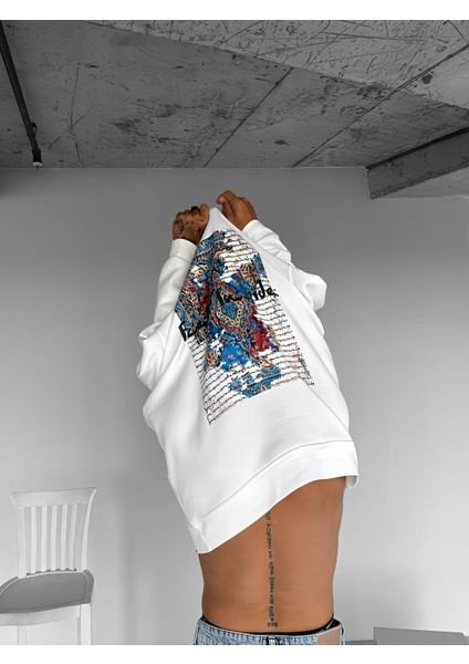 Erkek Rahat Kalıp Baskılı Yuvarlak Yaka Sweatshirt Ekru