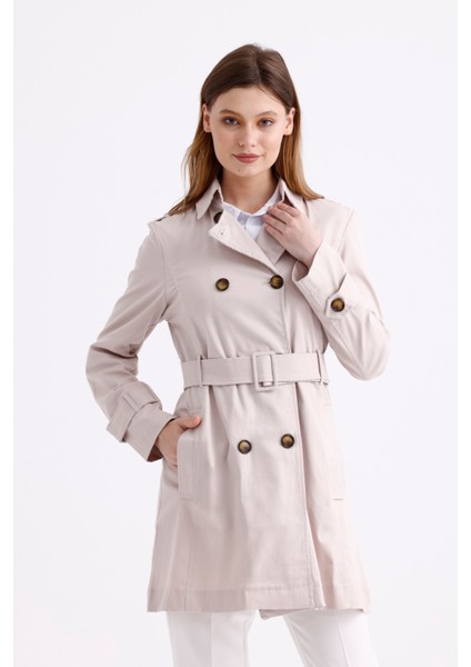 Esnek Pamuk Gabardin Kısa (80CM) Omuz Apoletli Kemerli Kadın Trençkot 1120 modelleri