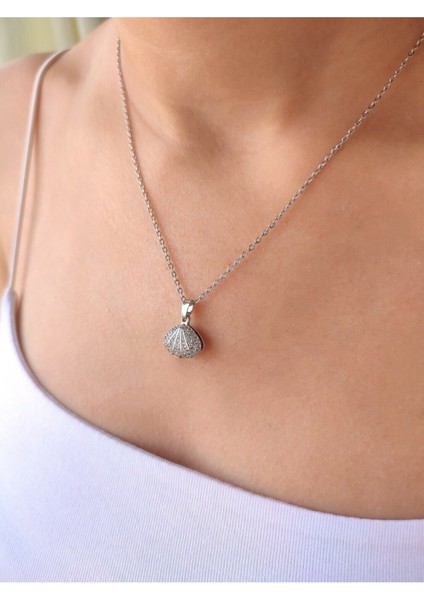 Kadın Paslanmaz Çelik Gümüş Renk Açılır Kapanır Istiridye İnci Deniz Kabuklu Zirkon Taşlı Kolye fırsatları