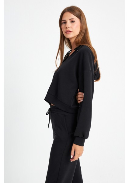 Kadın Siyah Ultra Soft Kapüşonlu Crop Sweat