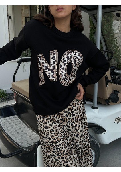 Kadın Siyah Leopar Nakışlı Şardonlu 3 Iplik Pamuk Sweatshirt 28049