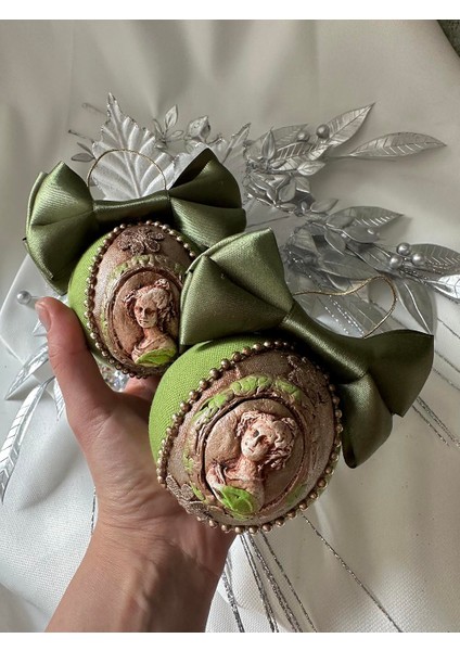 Noble Madame Soft Yılbaşı Çam Ağacı Topu