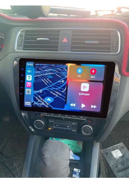 Volkswagen JETTA(2011-2018 Yıl) 4 GB RAM 64 GB Android Sürüm 13 Kablosuz Carplay Navigasyon 10 Inç Ekran Çerçeve ve Arka Görüş Kamerası ile