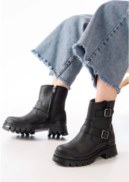 2051-2014 Siyah Tokalı Düz Topuklu Tokalı Fermuarlı Günlük Kadın Bot fiyatları