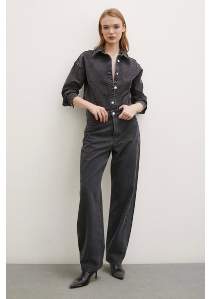 Yüksek Bel Düğme Kapamalı Mom Jean Siyah modelleri