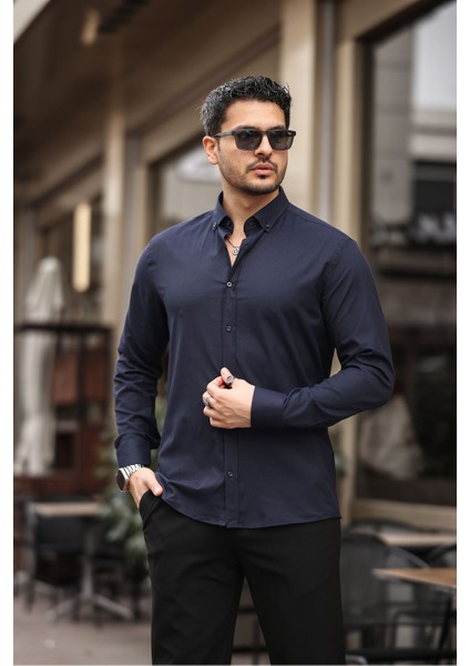 Lacivert Slimfit Pamuklu Oxfort Likralı Yaka Düğmeli Uzun Kol Erkek Gömlek