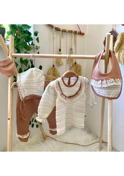 Kız Bebek 5 Parça Hastane Çıkış Seti