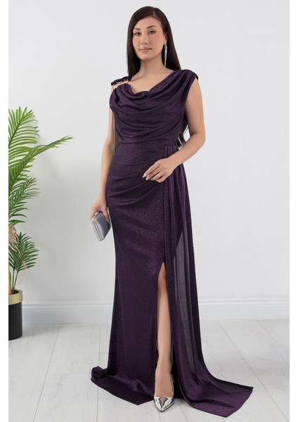 Omuz Aksesuarlı Simli Degaje Yaka Elbise 39878