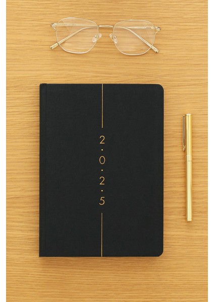 Matt Notebook 2025 Yılı A5 Keten Haftalık Ajanda 15X21 cm - 12 Aylık Siyah