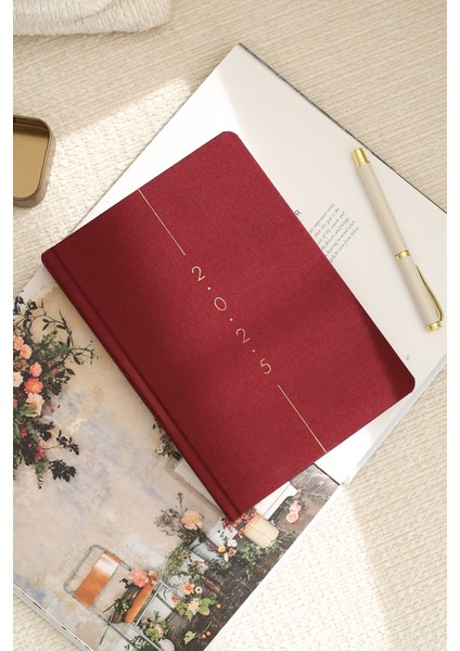 Matt Notebook 2025 Yılı A5 Keten Haftalık Ajanda 15X21 cm - 12 Aylık Bordo