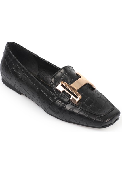 Küt Burunlu Metal Toka Aksesuarlı Kadın Loafer modelleri