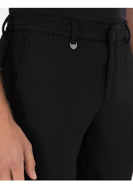 Erkek Siyah Slim Fit Kumaş Pantolon 50296135-VR046 indirimleri