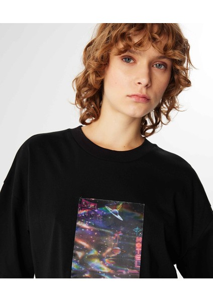 HOLOGRAM PATCH'Lİ T-SHIRT TW6240070146001