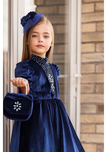 Kız Çocuk Üzeri Çiçek Taş Işlemeli Boğazlı Yaka Lacivert Kadife Abiye fiyatları