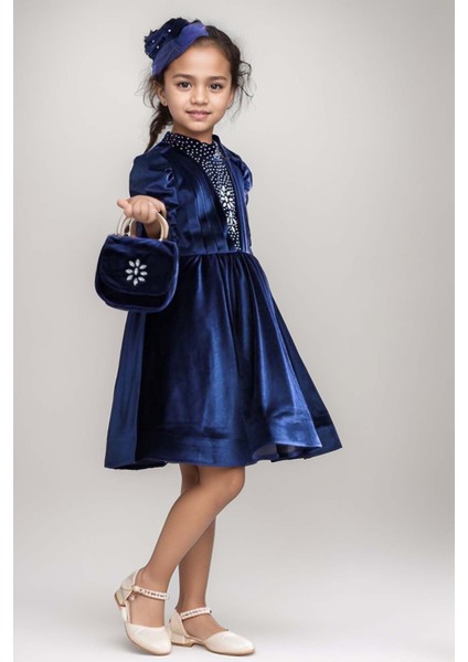 Kız Çocuk Üzeri Çiçek Taş Işlemeli Boğazlı Yaka Lacivert Kadife Abiye fırsatları