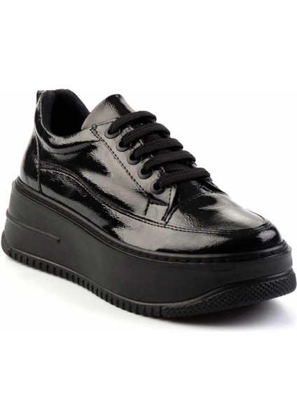 Siyah Rugan Kadın Sneaker K01924041508