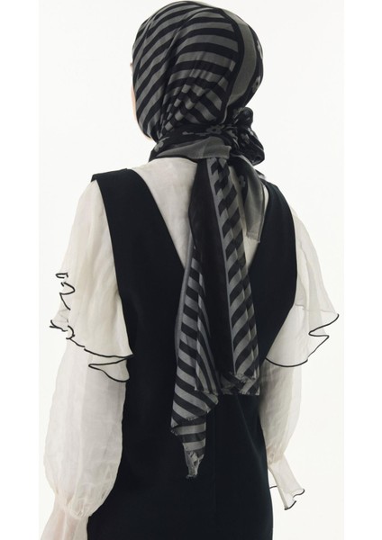 Lenora Çizgili Papatya Desen Siyah-Gri Pamuklu Şal indirimleri