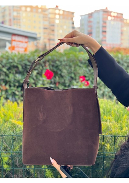 Nora Çift Taraflı Acı Kahve Süet Çanta fırsatları