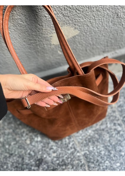 Karen Süet Toka Detaylı Taba Çanta indirimleri