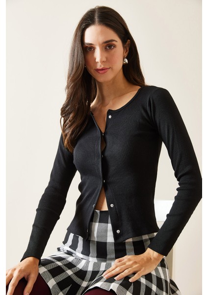 Siyah Çıtçıtlı Bluz 5KXK3-48996-02 fiyatları