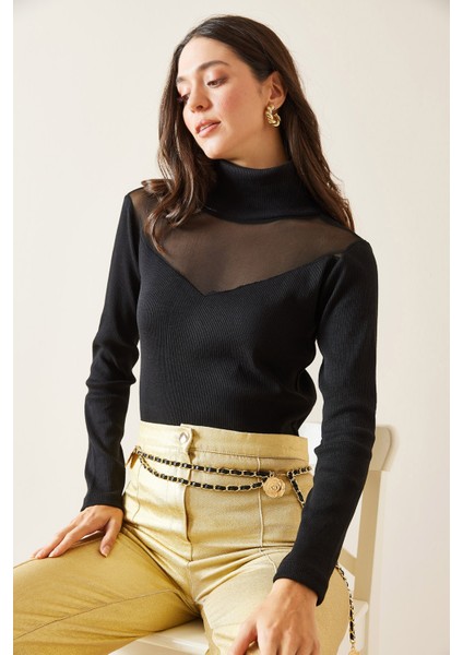 Siyah Göğsü Tüllü Bluz 5KXK2-49024-02 fırsatları