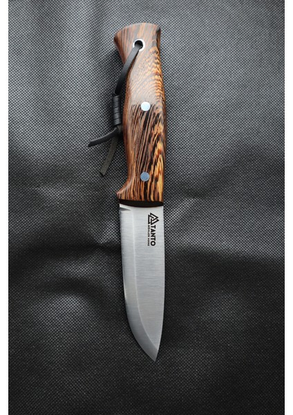 Knife Böhler N690 Venge