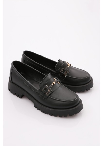 2854 Kadin Metal Aksesuarli Loafer Ayakkabi