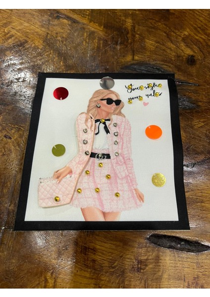 Zirkon Taşlı Pul Payetli 3 Boyutlu Kız Arma Dikiş Aplike 20 x 18 cm modelleri