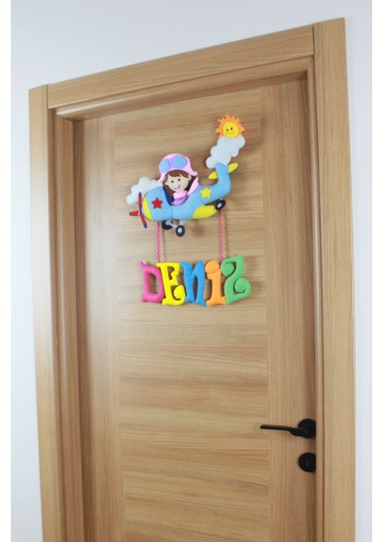 Deniz Isimli Uçak Kız Bebek Odası Kapı Süsü fiyatları