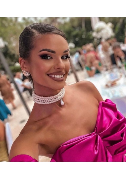 Choker Tasma Kolye