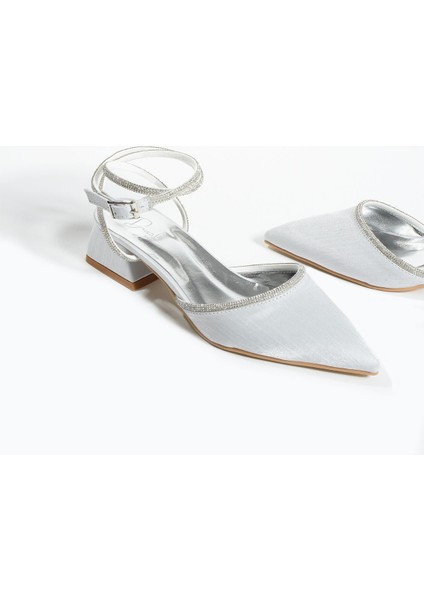 Kadın Bilekten Bağlamalı Topuklu Ayakkabı Şık Tasarım Düz Topuk